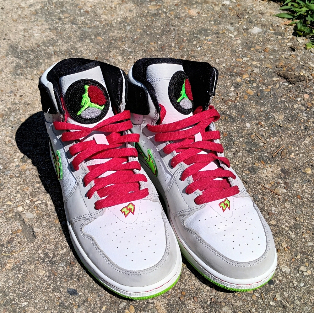 Jordans size 6 kids